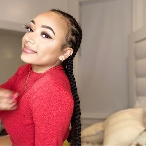 Meet your Posher, Courtney